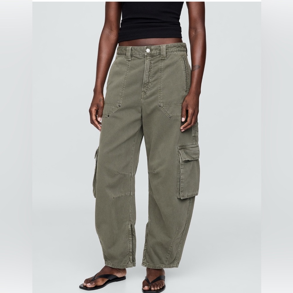 Gap Midrise Barrel Cargo Pants 6 tall